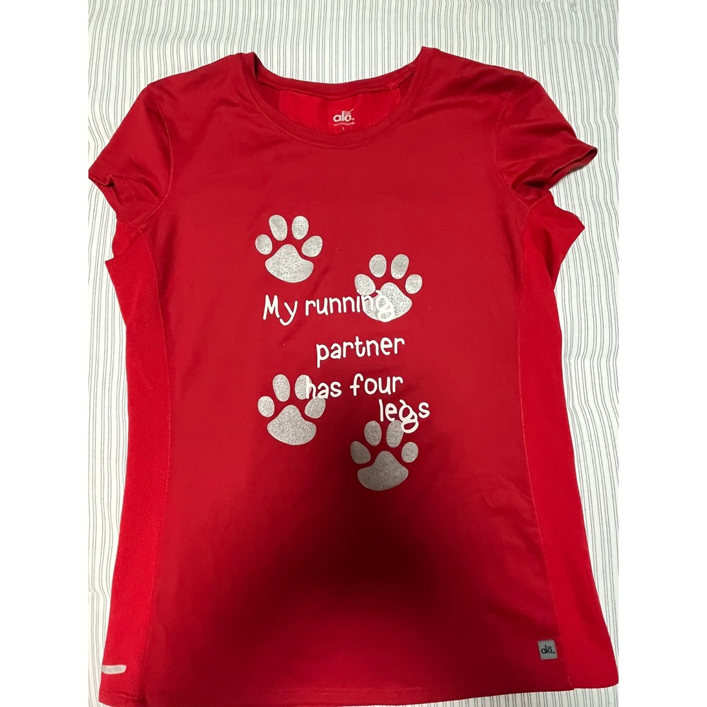 Alo CoolFit Red Running T-Shirt Womens Large My Running Partner Has Four Legs